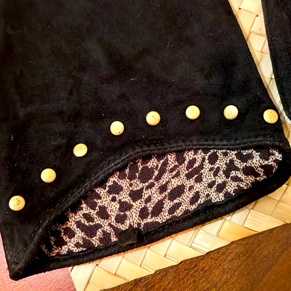 Over the elbow, black suede, leopard silk lined leather gloves